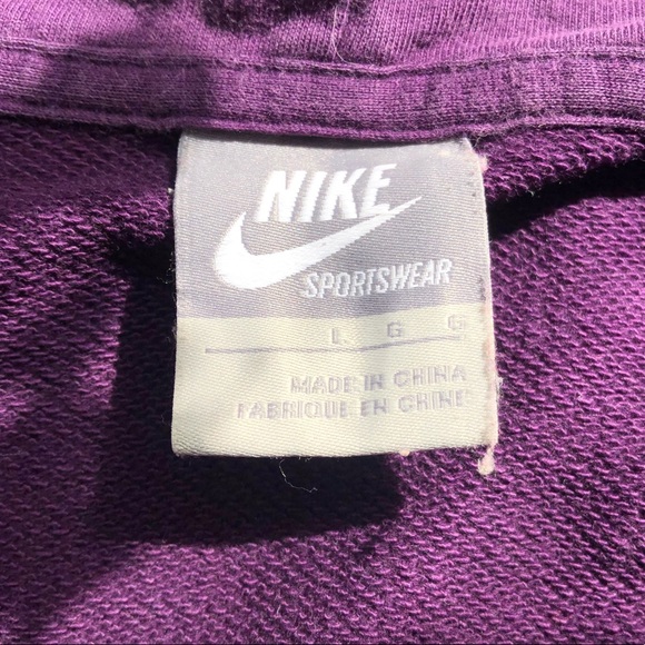 EUC | Ladies Zip-Up Nike Sweater - Picture 6 of 6